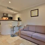 Emeraude Hoteliere Ξενοδοχείο με διαμερίσματα