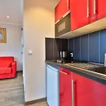 Ξενοδοχείο με διαμερίσματα Emeraude Hoteliere