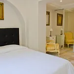 Emeraude Hoteliere Ζουάν λε Πιν