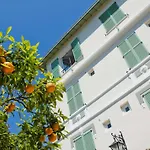 Ξενοδοχείο με διαμερίσματα Emeraude Hoteliere Ζουάν λε Πιν