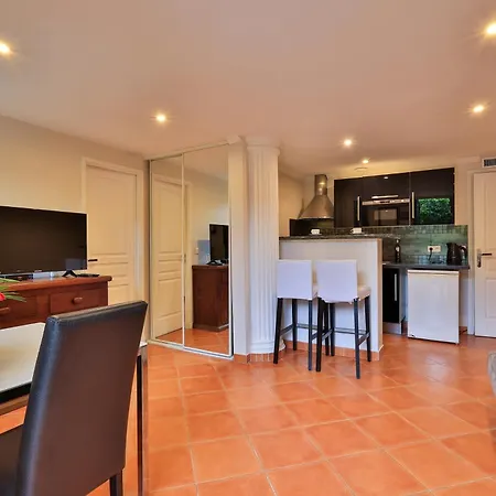Aparthotel Emeraude Residence Hoteliere Juan-les-Pins