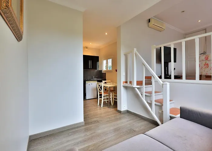 Emeraude Hoteliere Aparthotel Juan-les-Pins