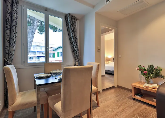 Emeraude Hoteliere Juan-les-Pins