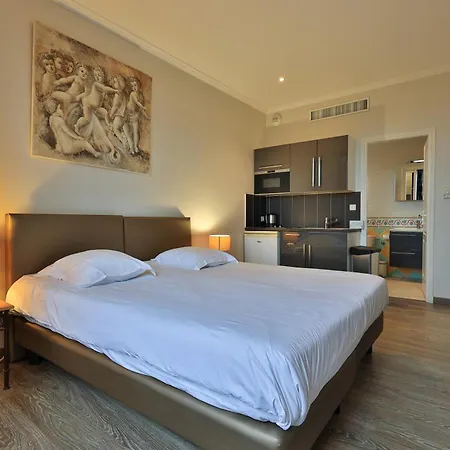 Emeraude Hoteliere Апарт-отель 3*