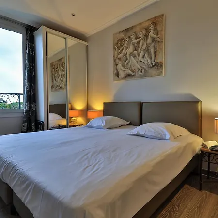 Emeraude Hoteliere Жуан-ле-Пен