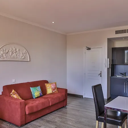 Aparthotel Emeraude Residence Hoteliere 3*