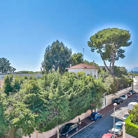 Emeraude Residence Hoteliere