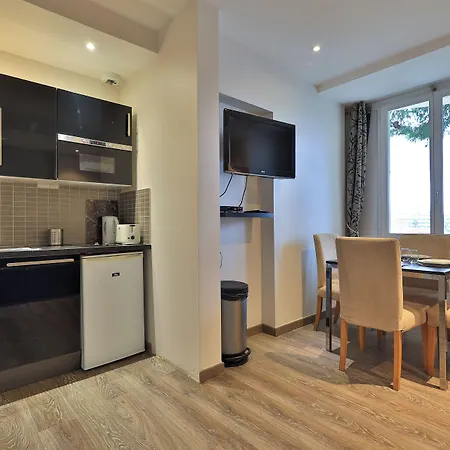 Апарт-готель Emeraude Hoteliere