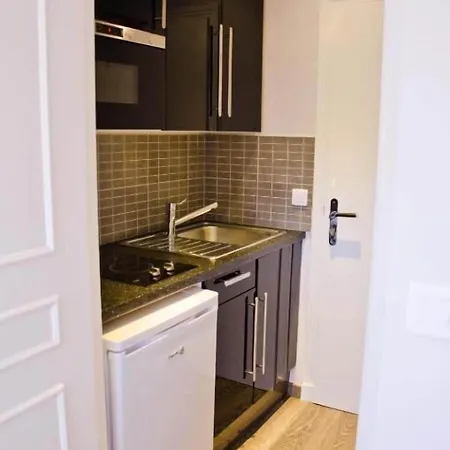 Emeraude Hoteliere Апарт-готель