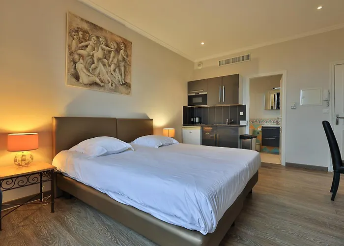 Emeraude Hoteliere Apartmanhotel 3*