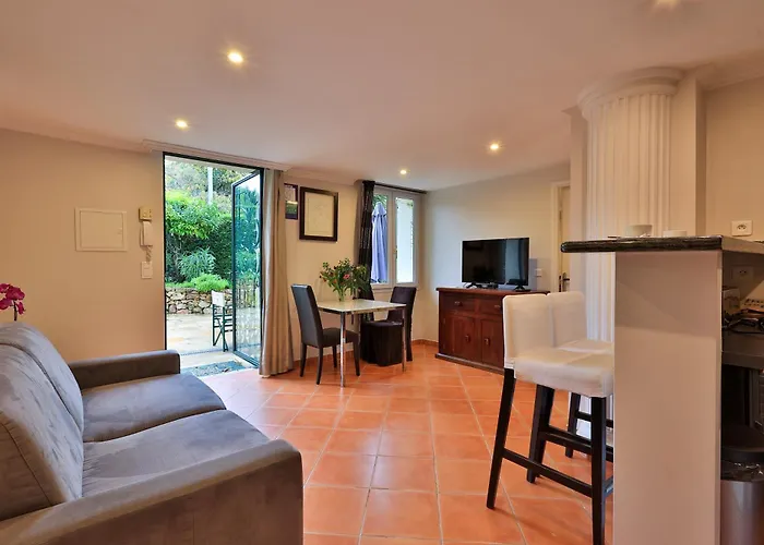 Emeraude Hoteliere Apart-hotel