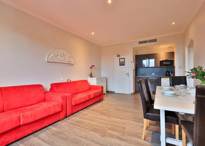 Emeraude Hoteliere Apartmanhotel 3*