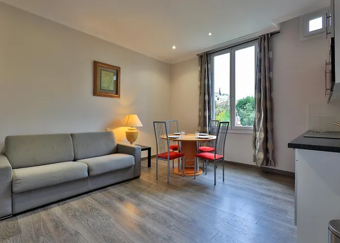 Emeraude Hoteliere 3* Juan-les-Pins